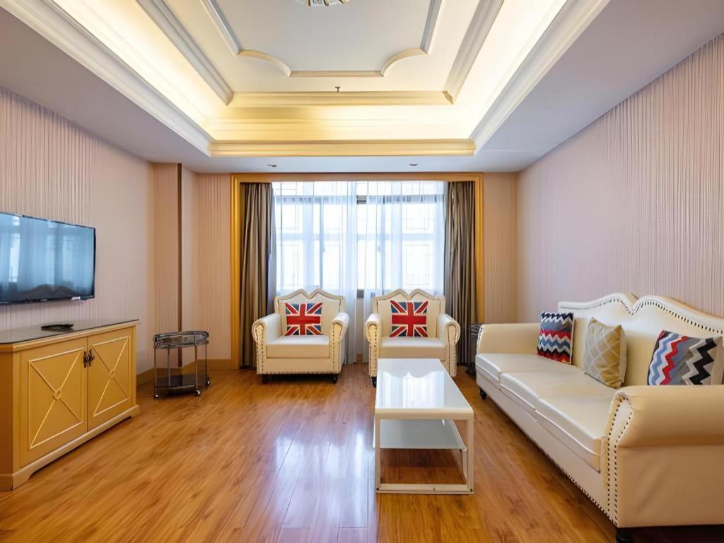 Vienna International Hotel Lhasa Potala Palace Bagian luar foto
